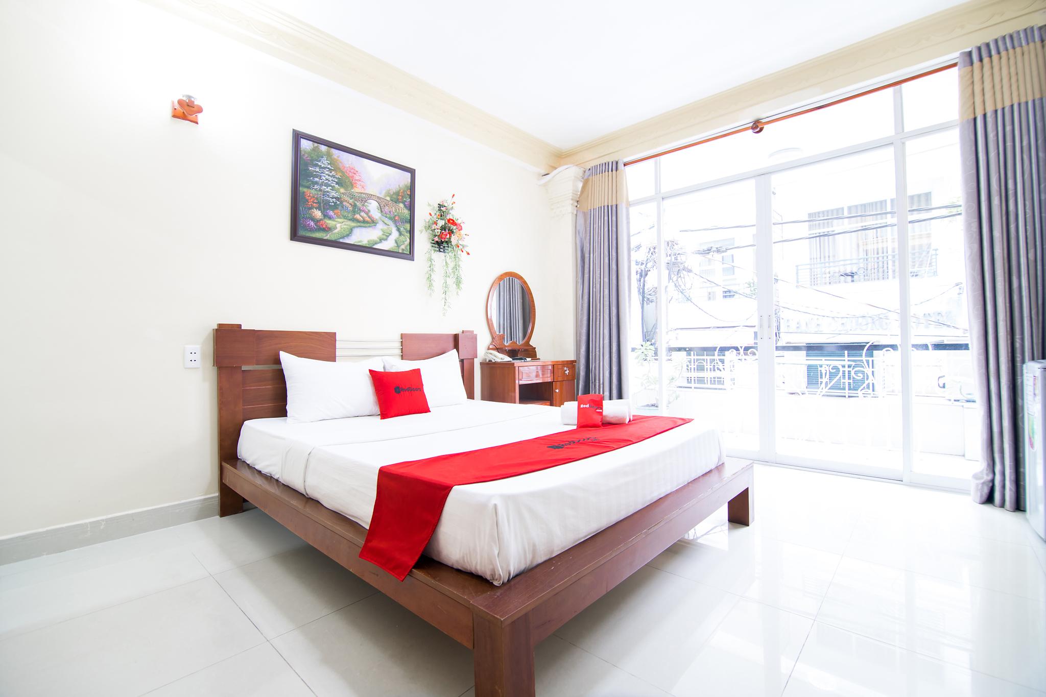 Reddoorz Plus @ Pham Ngu Lao 2 Thành Pho Ho Chí Minh Esterno foto