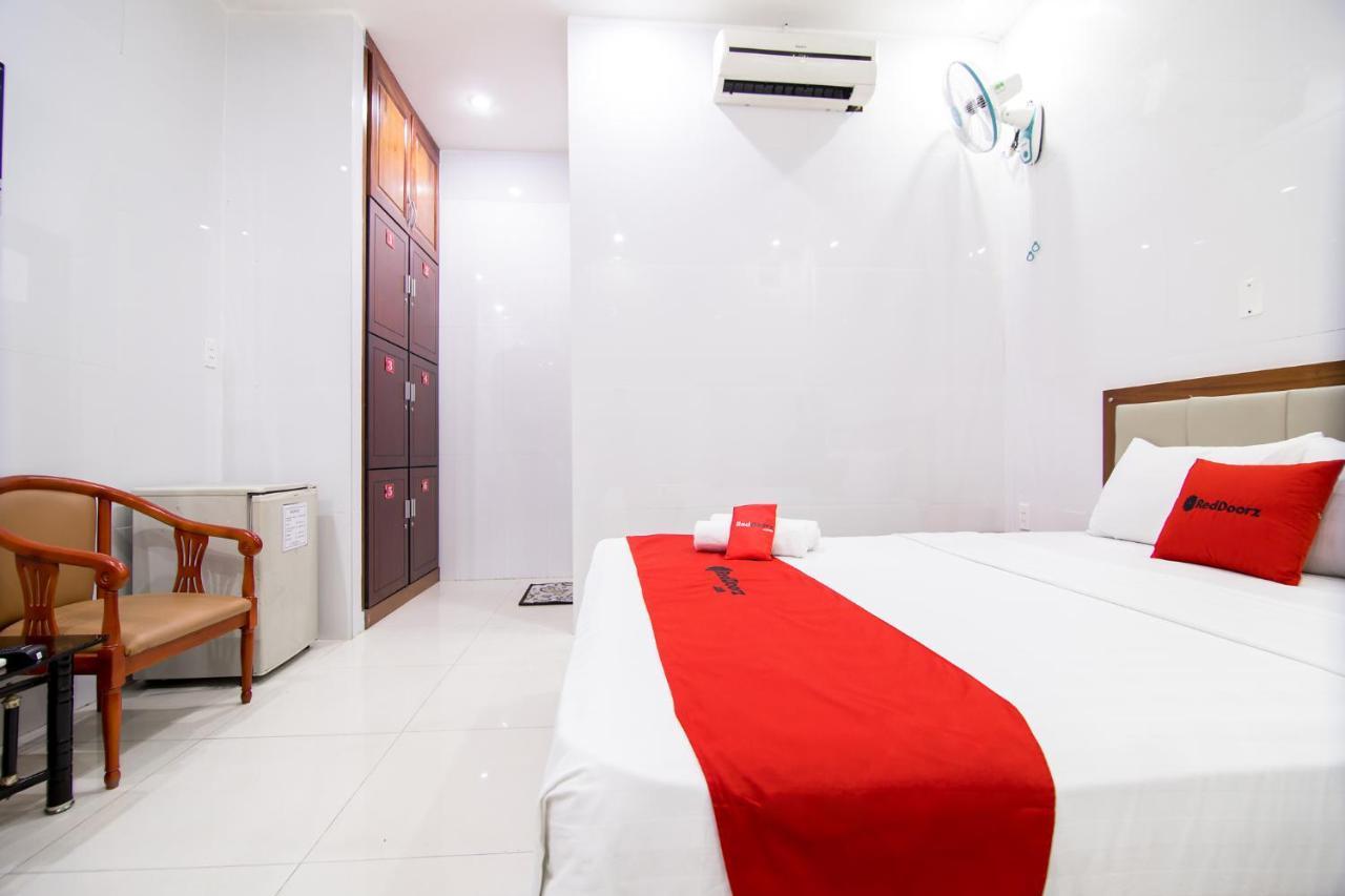 Reddoorz Plus @ Pham Ngu Lao 2 Thành Pho Ho Chí Minh Esterno foto