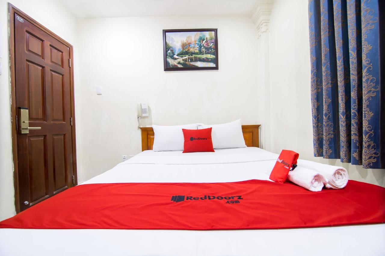 Reddoorz Plus @ Pham Ngu Lao 2 Thành Pho Ho Chí Minh Esterno foto